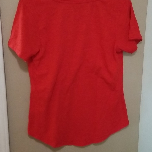 ⭐5/$20⭐tee - Picture 4 of 4